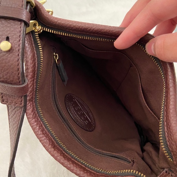 Fossil Cross-body Bag - Picture 6 of 7